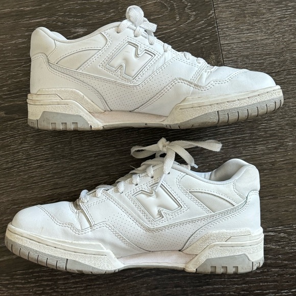 New Balance 550 - Picture 2 of 5